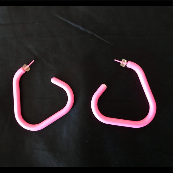 Jewelry - Fluorescent Neon Pink 80’s Triangle Earrings